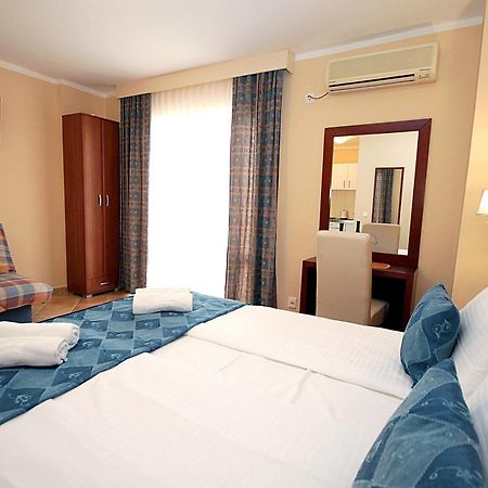 Apartments Villa Mare Mar Sutomore Esterno foto